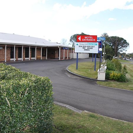 Sleepy Hill Motor Inn Raymond Terrace Buitenkant foto