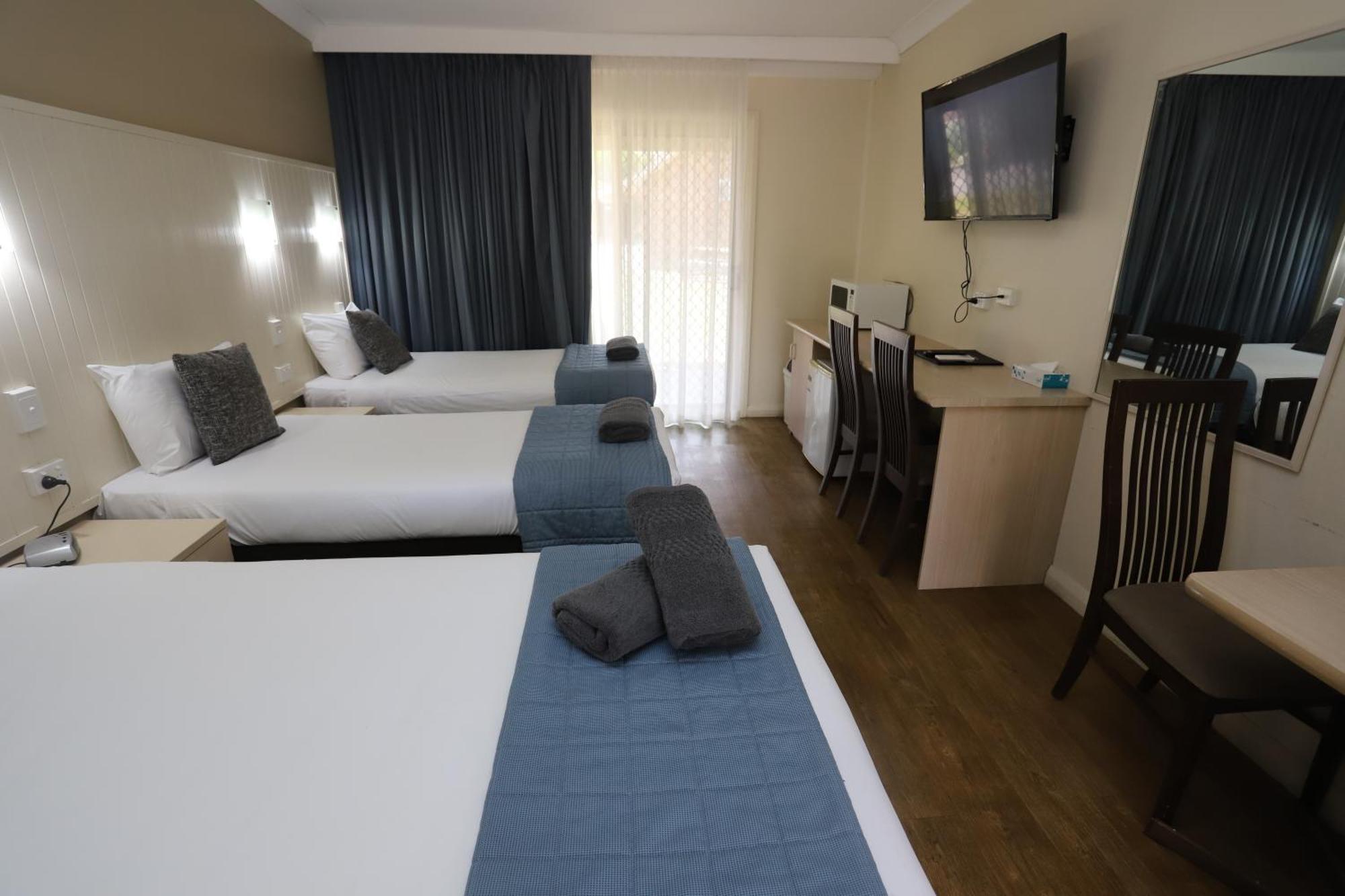 Sleepy Hill Motor Inn Raymond Terrace Buitenkant foto