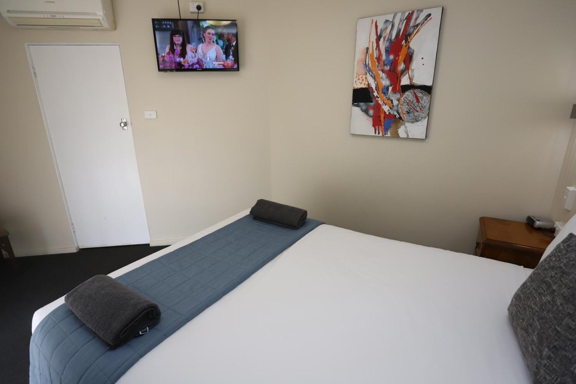 Sleepy Hill Motor Inn Raymond Terrace Buitenkant foto