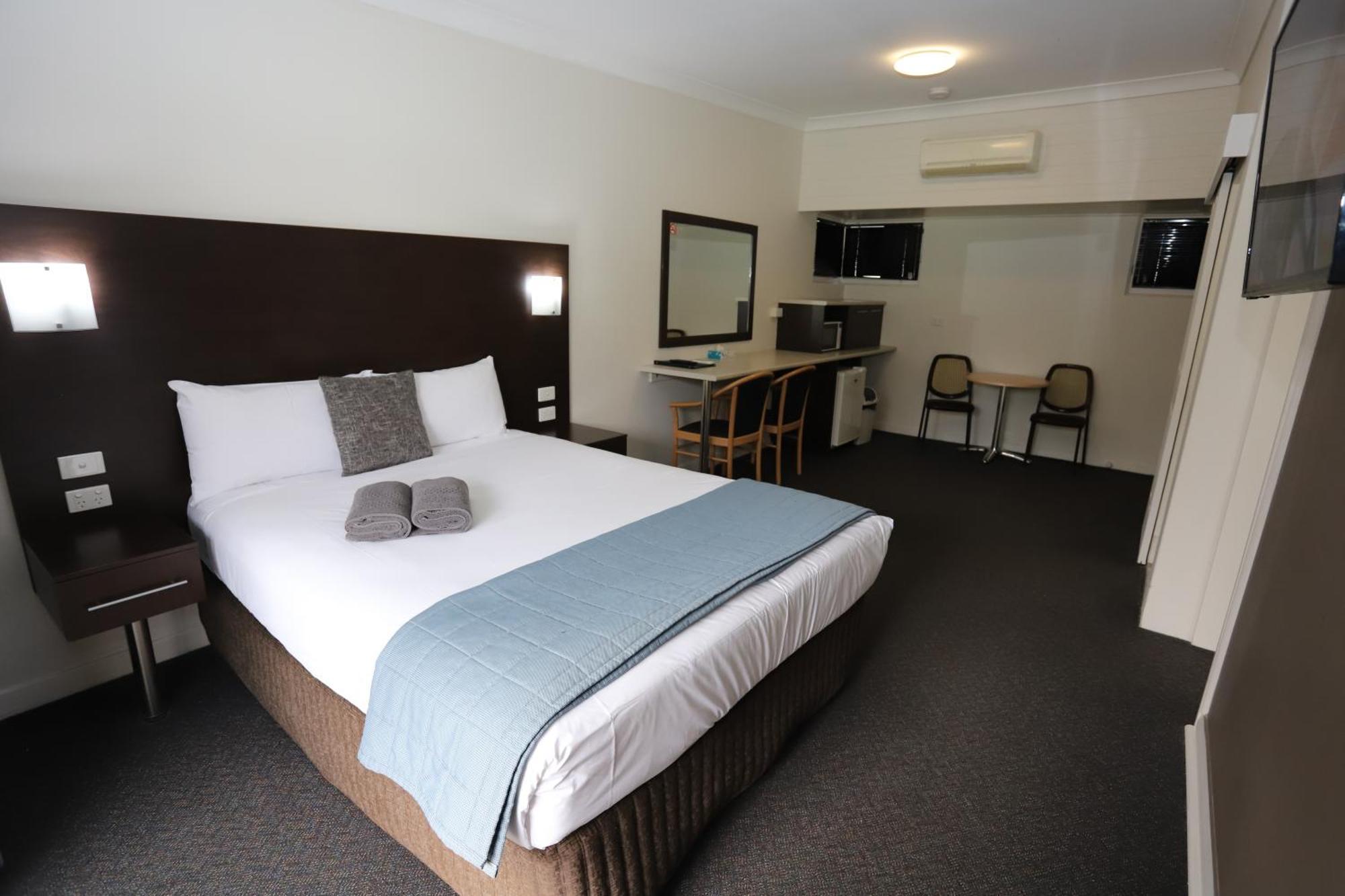 Sleepy Hill Motor Inn Raymond Terrace Buitenkant foto