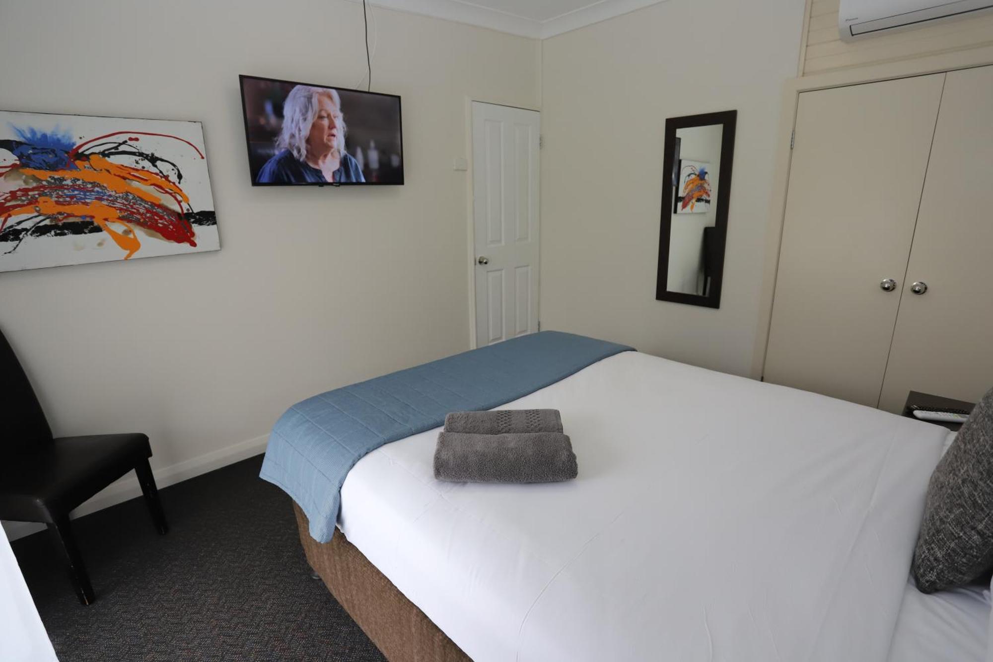 Sleepy Hill Motor Inn Raymond Terrace Buitenkant foto