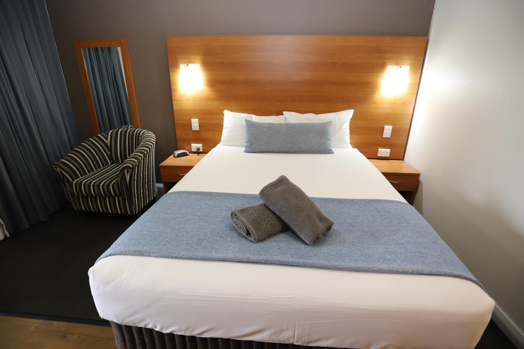 Sleepy Hill Motor Inn Raymond Terrace Buitenkant foto